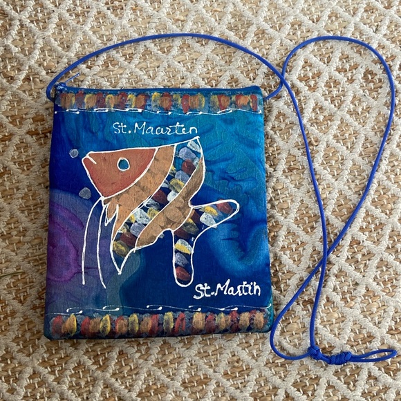 Women’s St. Maarten St. Martin handmade painted Caribbean tropical fish handbag - Picture 1 of 4